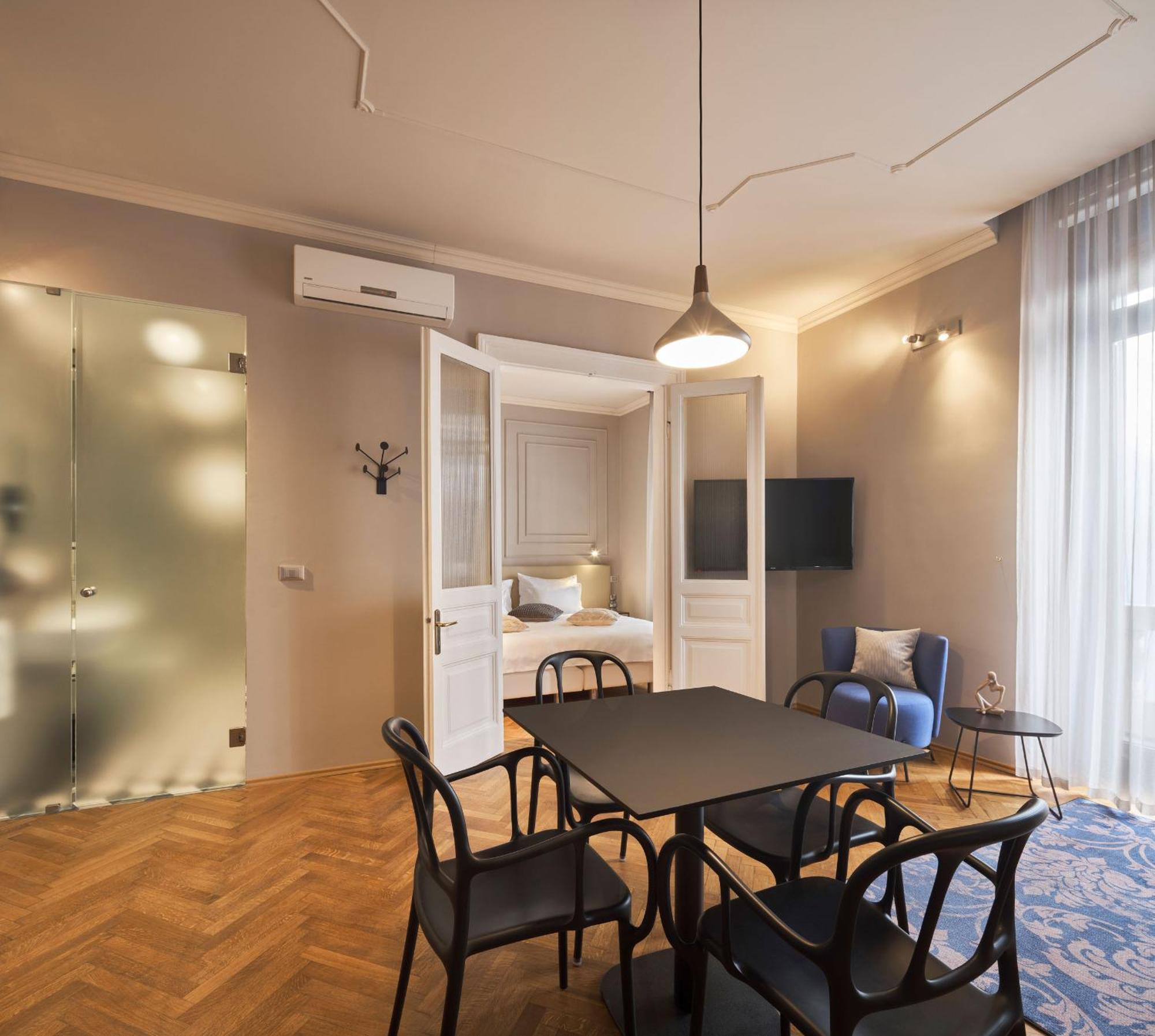 Urbanauts Beletages Sonata Apartment Trieste Ngoại thất bức ảnh