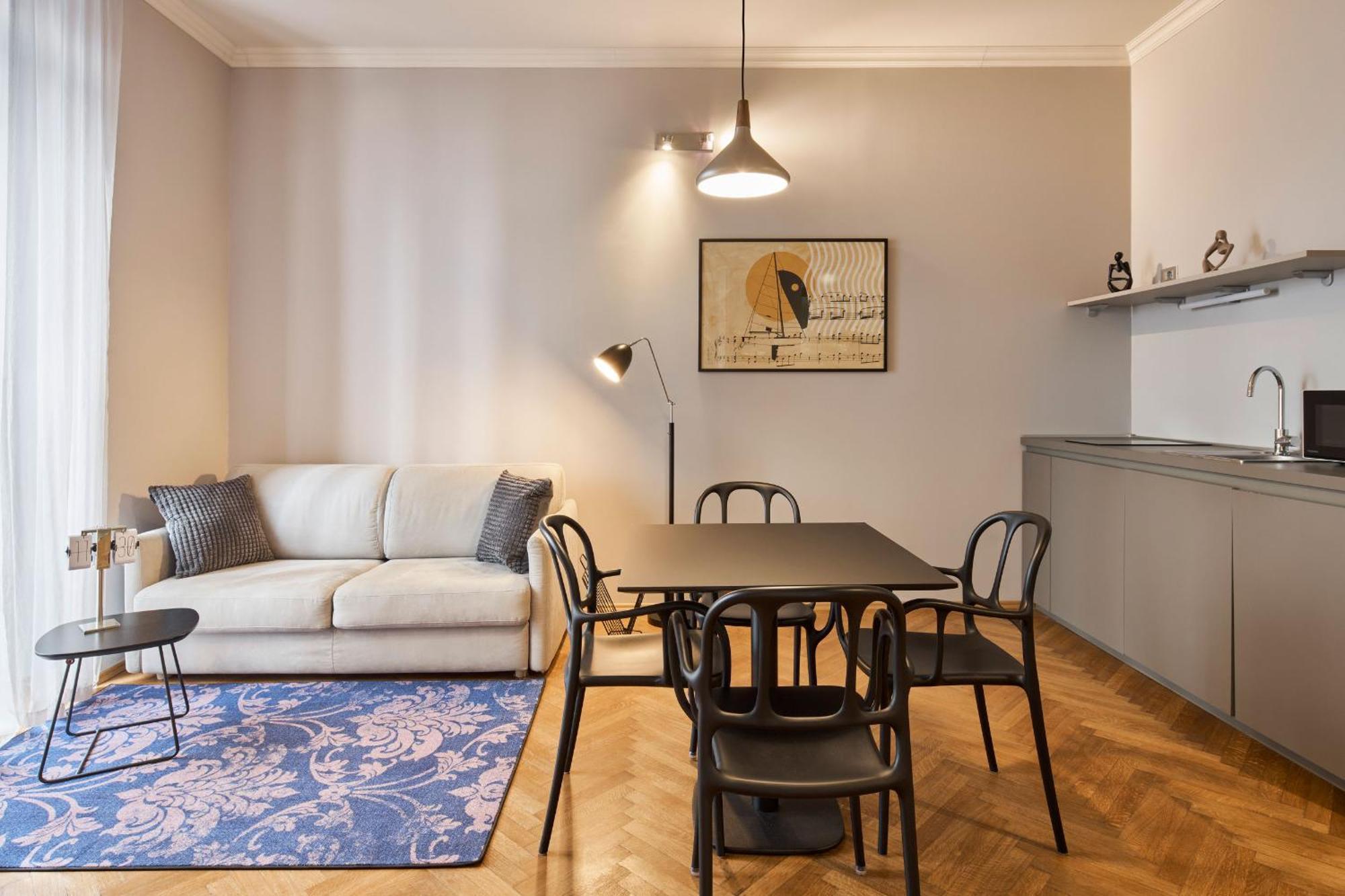 Urbanauts Beletages Sonata Apartment Trieste Ngoại thất bức ảnh